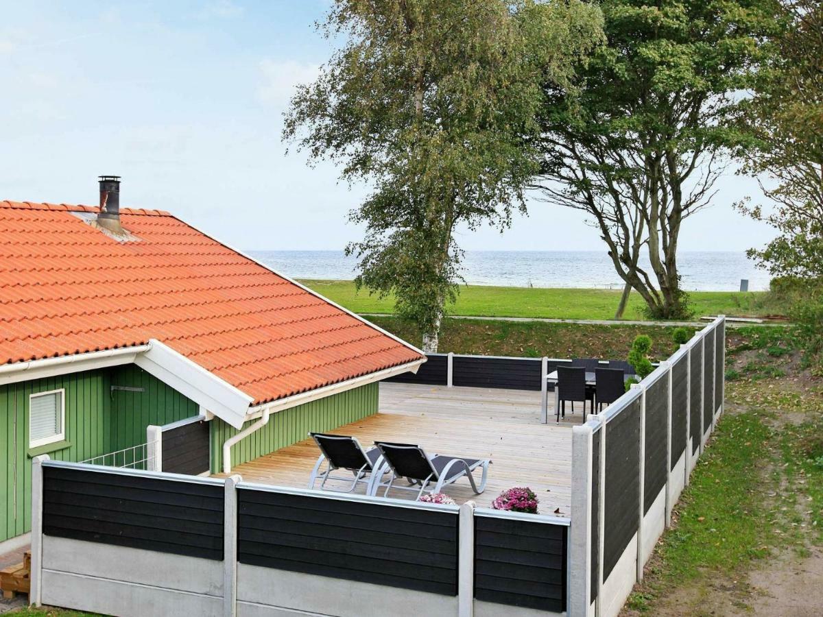 6 Person Holiday Home In אוטרופ מראה חיצוני תמונה